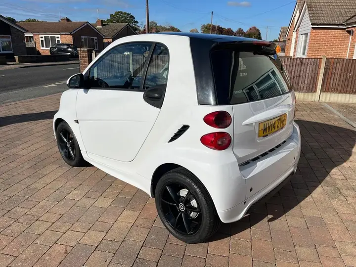 Smart Fortwo 2014 photo 4