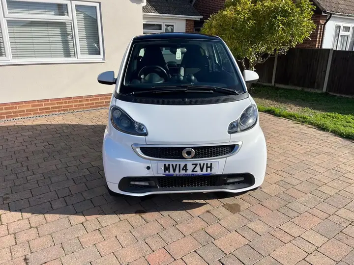 Smart Fortwo 2014 photo 2