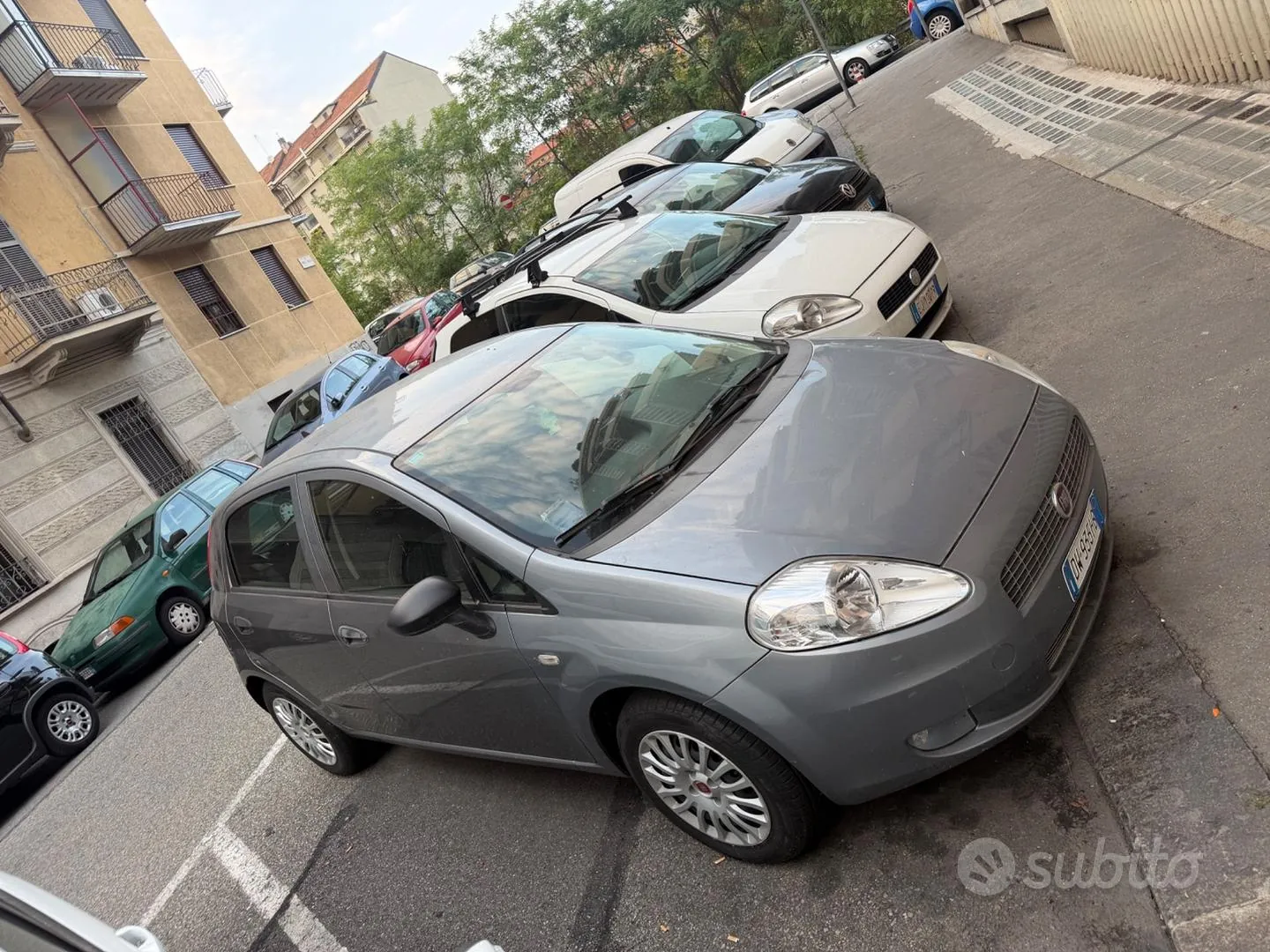 Fiat Grande Punto 2009 photo 4