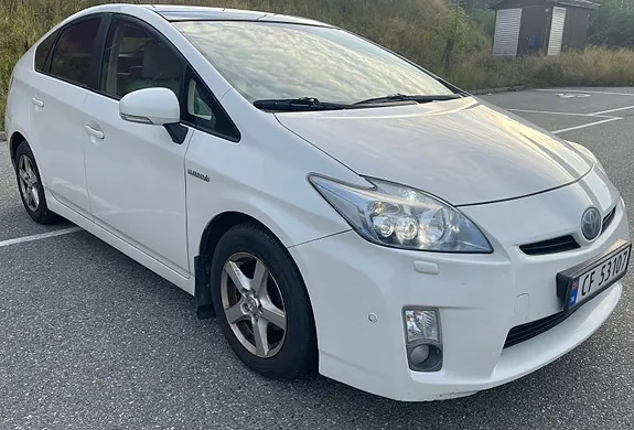 Toyota Prius 2010 photo 3
