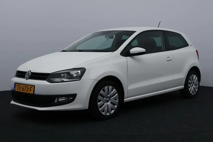 Volkswagen Polo 2010 photo 2