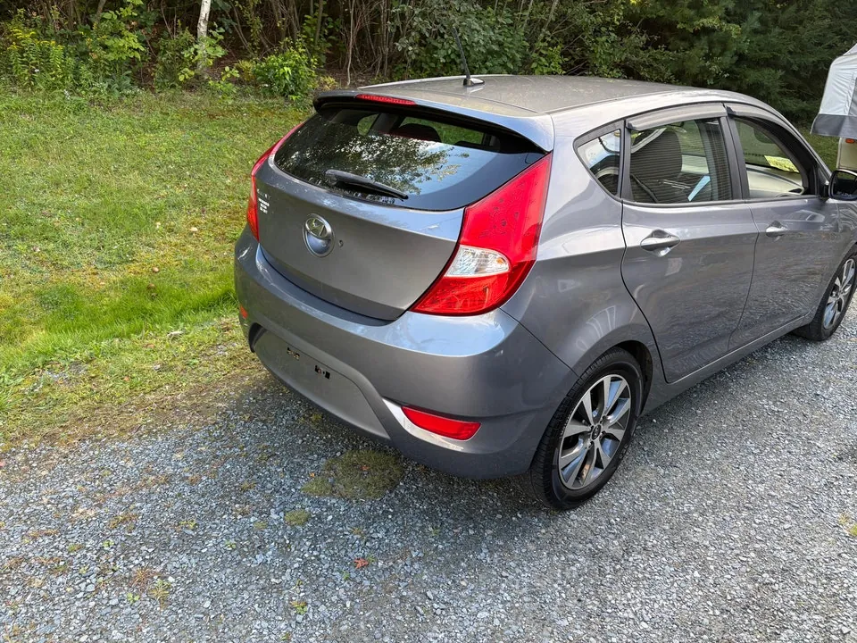 Hyundai Accent 2017 photo 5