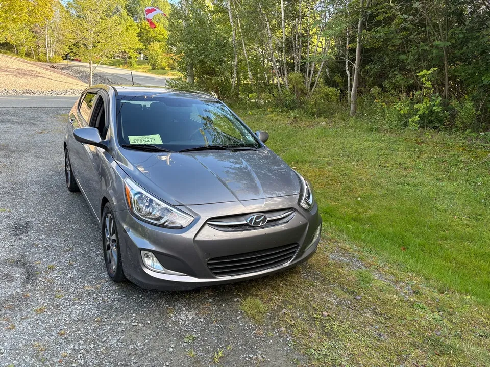 Hyundai Accent 2017 photo 2