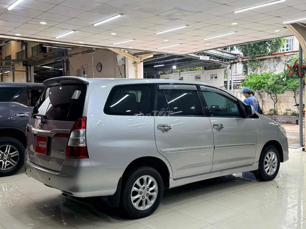 Toyota Innova 2014 photo 5