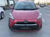 Toyota Sienta 2016 photo 3