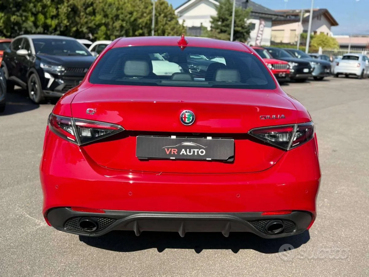 Alfa Romeo Giulia 2023 photo 5