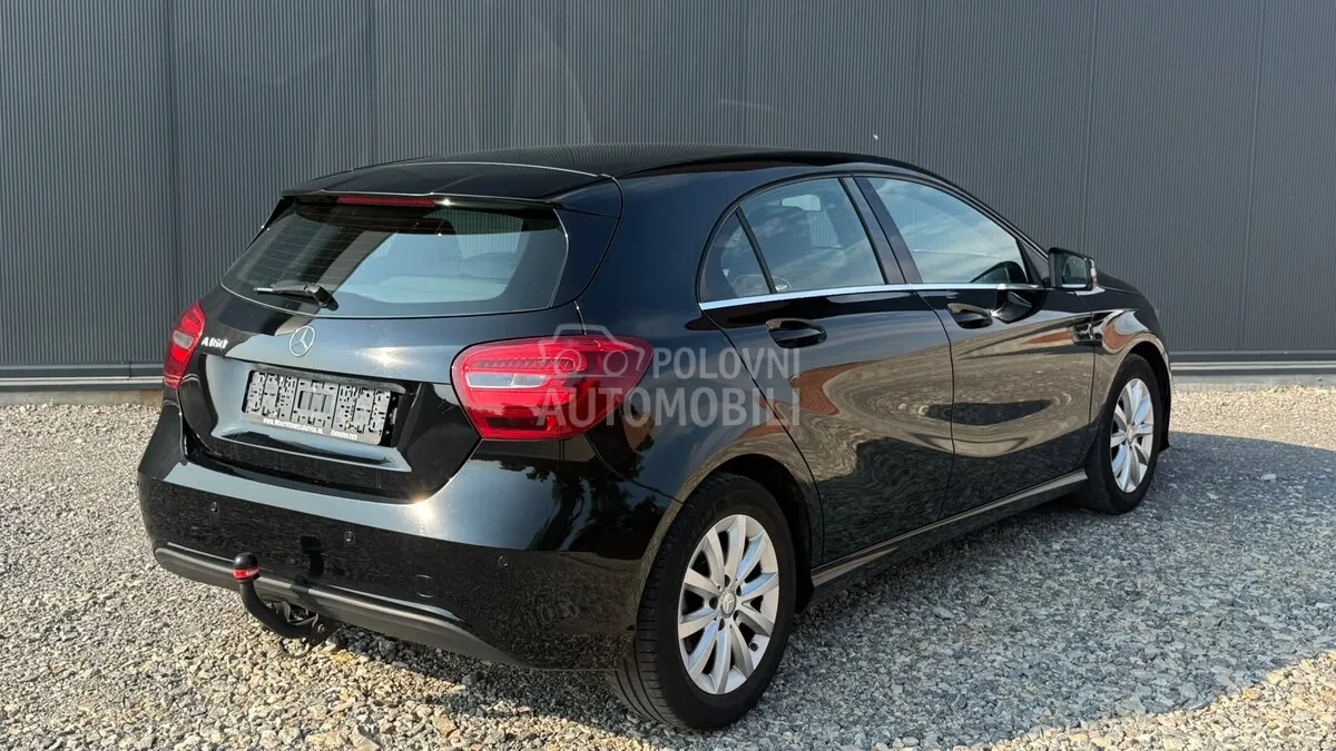 Mercedes-Benz A 160 2016 photo 5