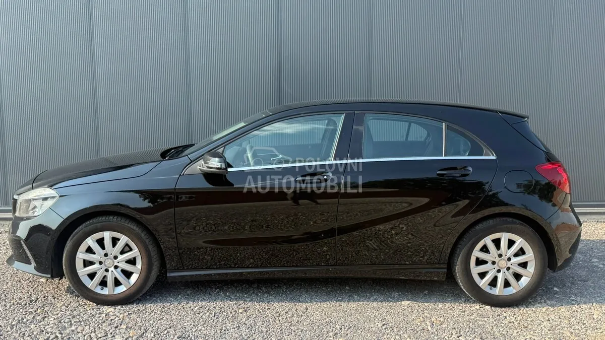 Mercedes-Benz A 160 2016 photo 2
