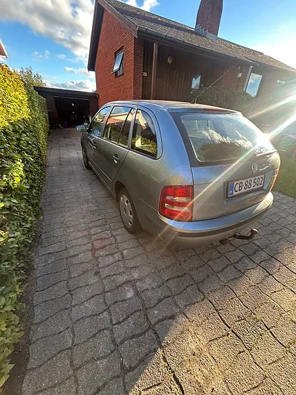 Skoda Fabia 2003 photo 4