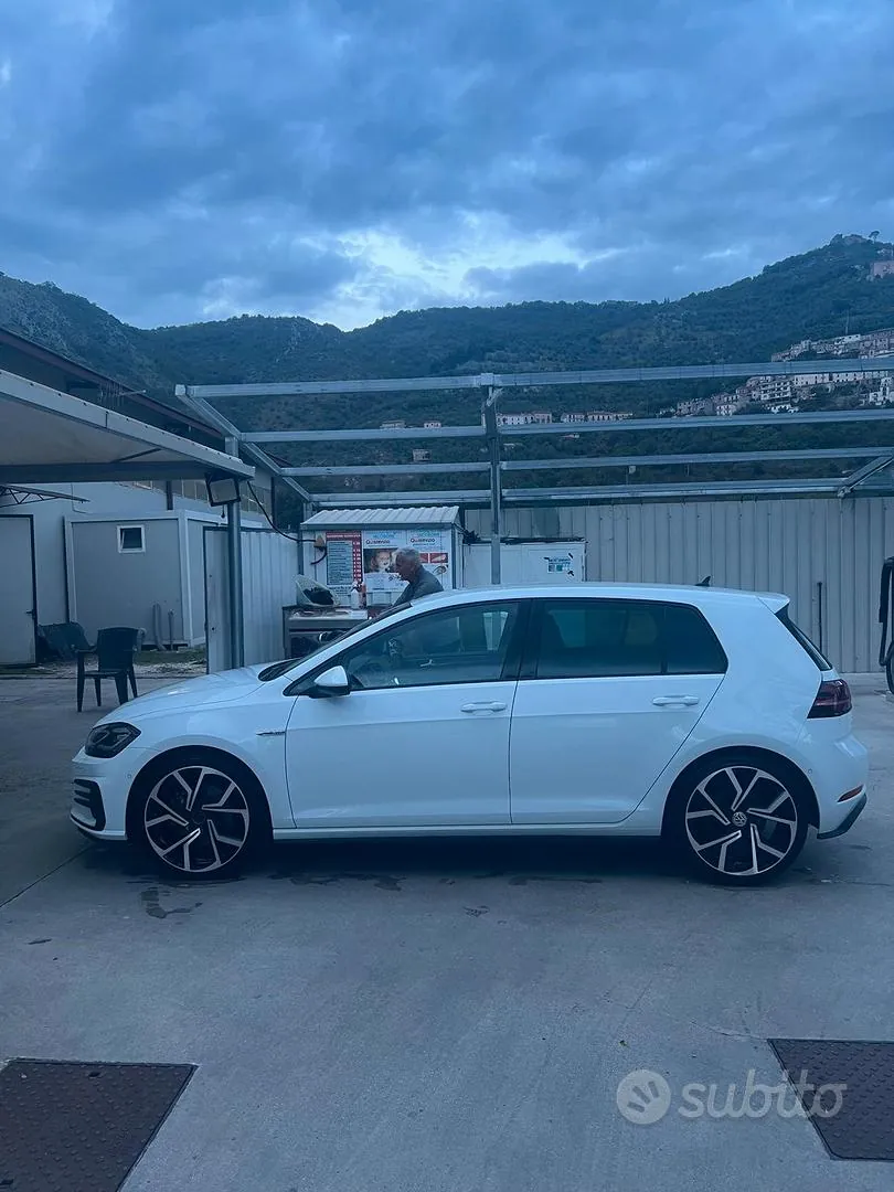 Volkswagen Golf 2021 photo 5