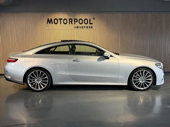Mercedes-Benz E200 2017 photo 3