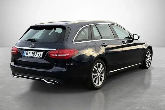 Mercedes-Benz C180 2015 photo 5