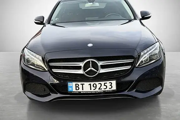 Mercedes-Benz C180 2015 photo 3