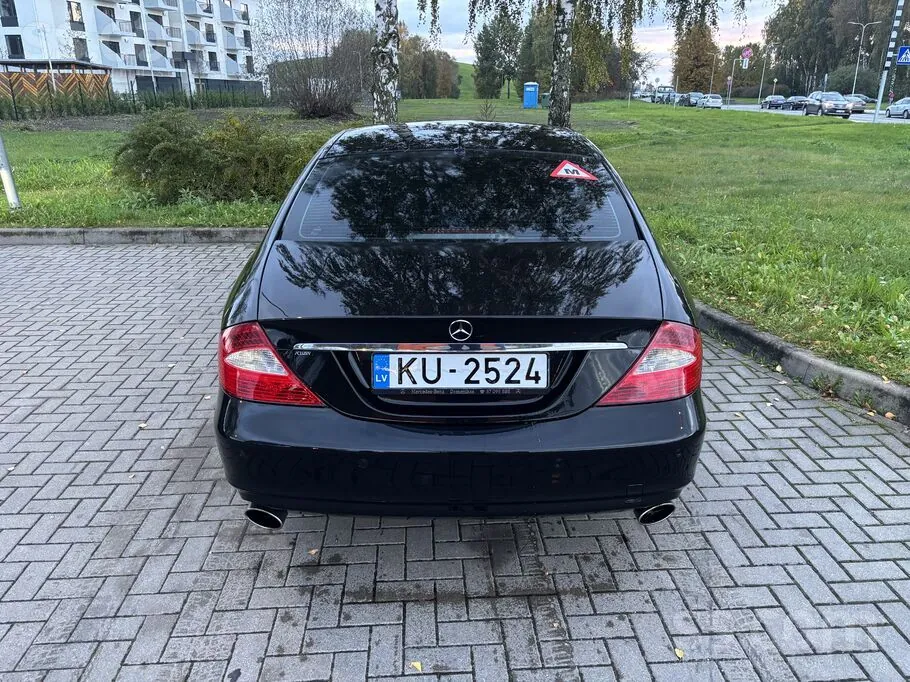 Mercedes-Benz Cls 2004 photo 2
