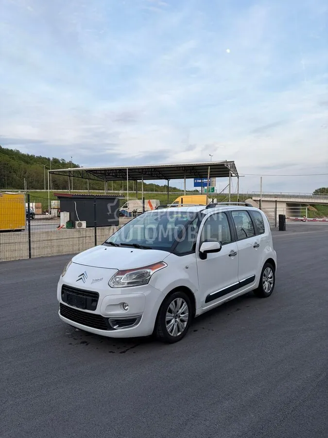 Citroen C3 2011 photo 4