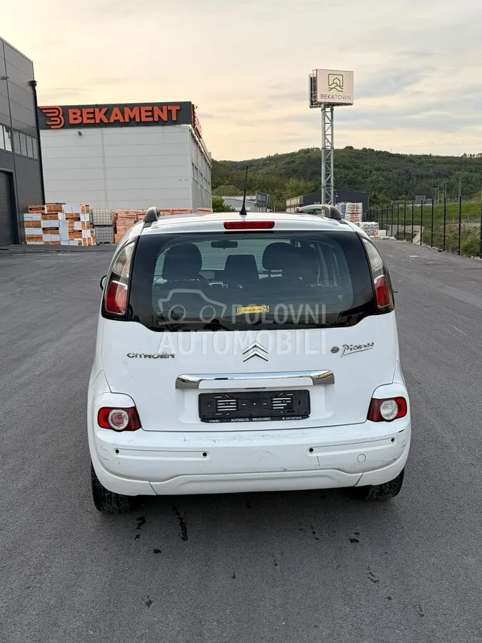 Citroen C3 2011 photo 5
