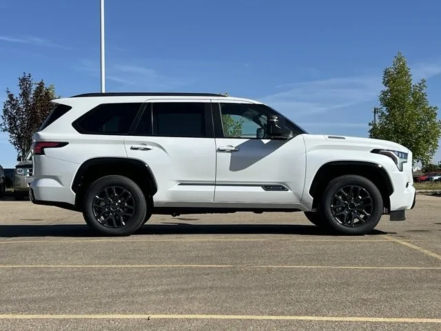 Toyota Sequoia 2026 photo 4