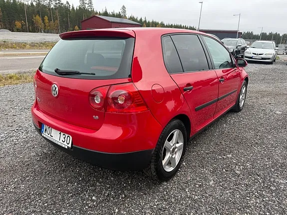 Volkswagen Golf I 2005 photo 3