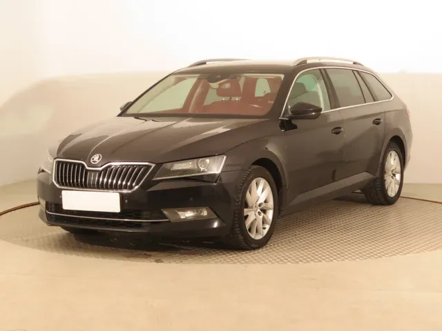 Skoda Superb Combi
