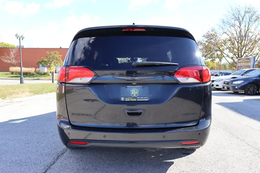 Chrysler Pacifica 2018 photo 5