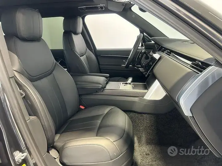 Land Rover Range Rover 2026 photo 3