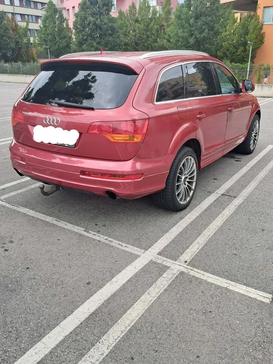 Audi Q7 2008 photo 2