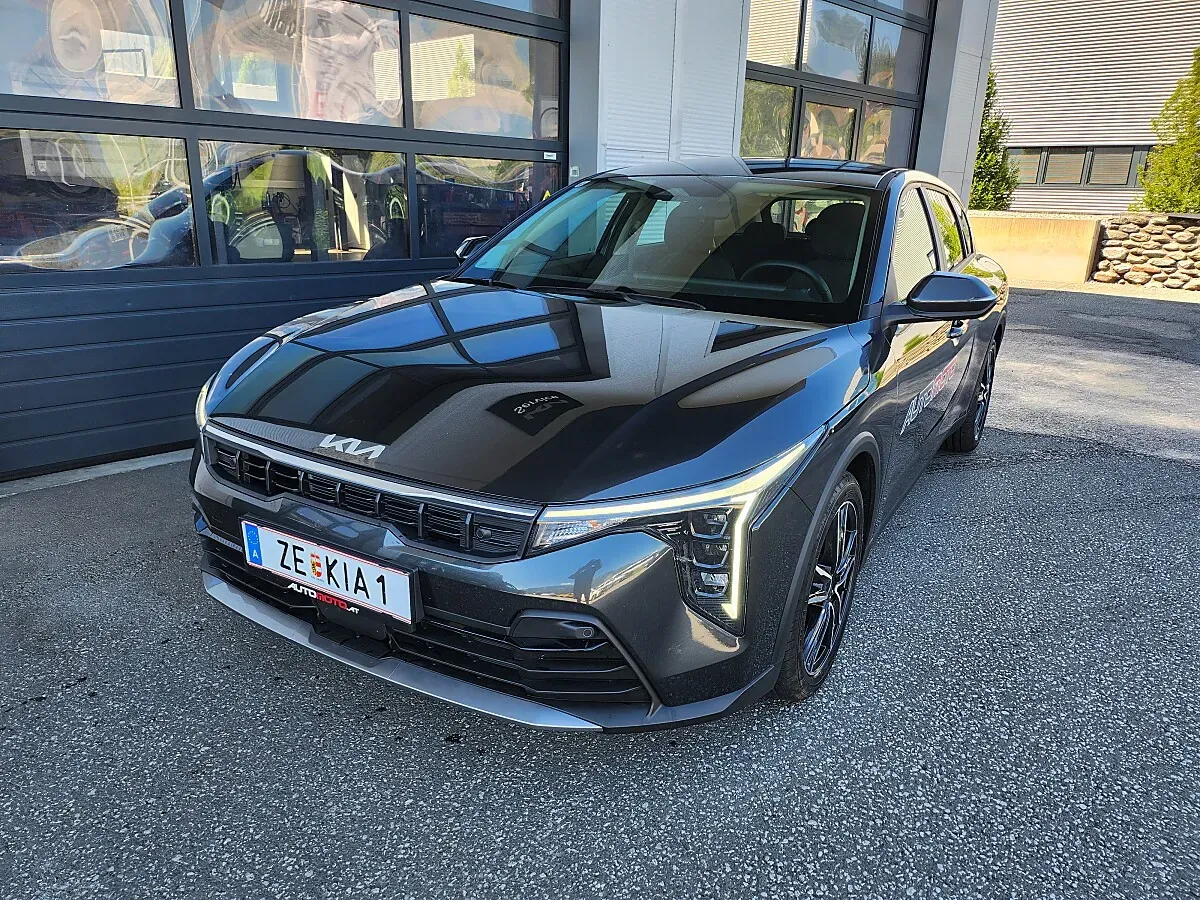 Kia K4