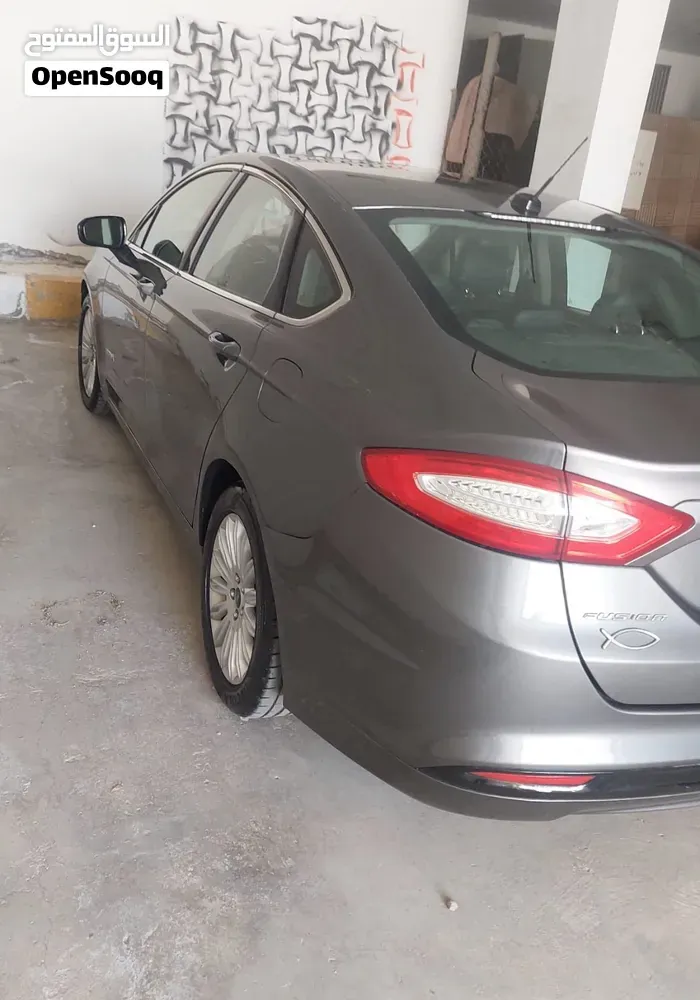 Ford Fusion 2014 photo 2