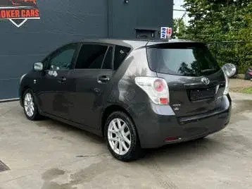 Toyota Verso 2010 photo 3