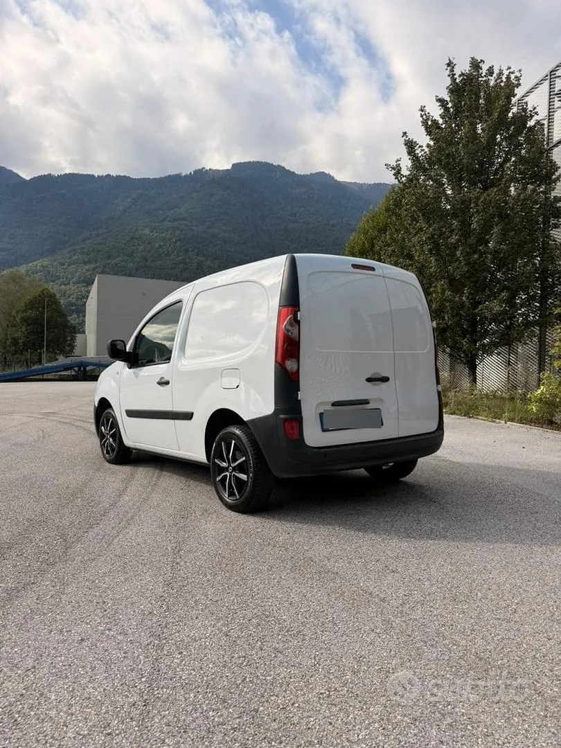 Renault Kangoo 2009 photo 2