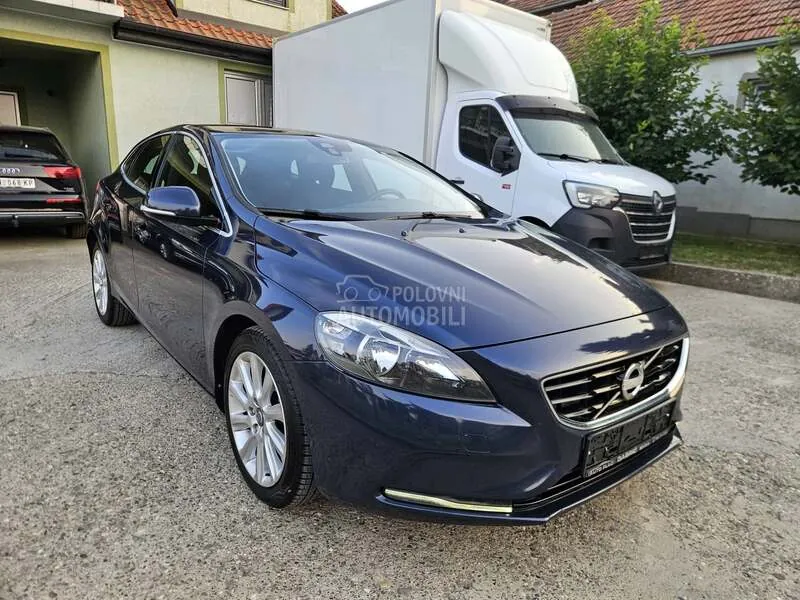 Volvo V40 2013 photo 4