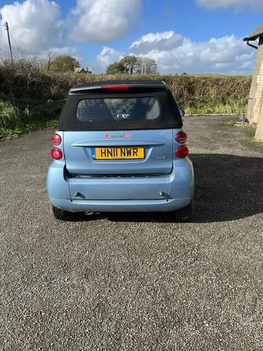 Smart Fortwo 2011 photo 4
