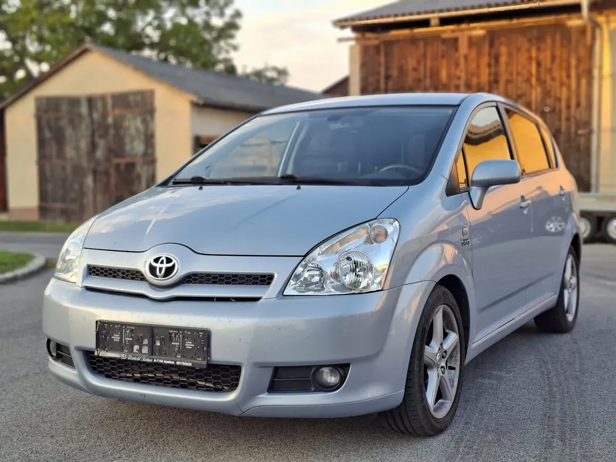 Toyota Corolla Verso 2007 photo 3