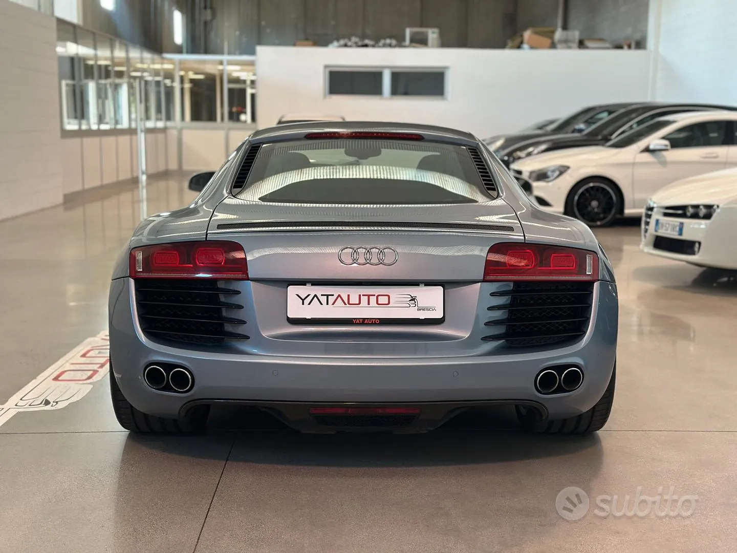Audi R8 2009 photo 5