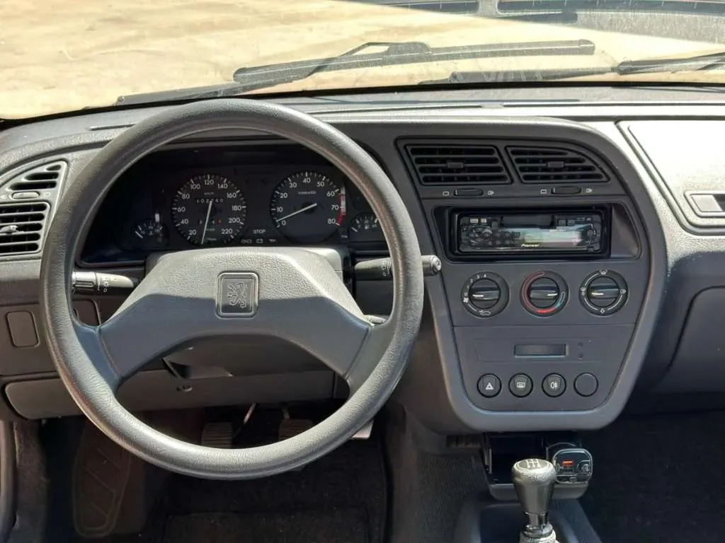 Peugeot 306 1993 photo 3