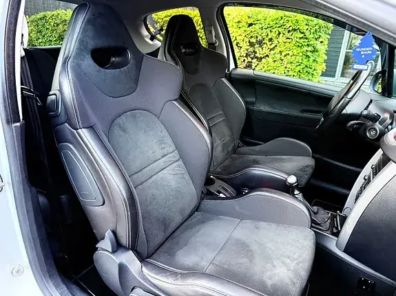 Peugeot 207 2007 photo 5