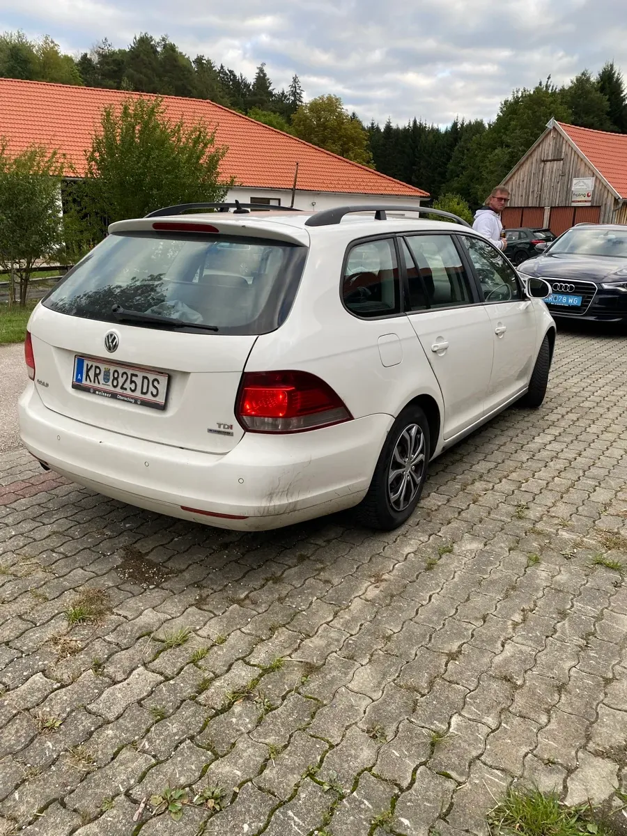 Volkswagen Golf 2013 photo 3