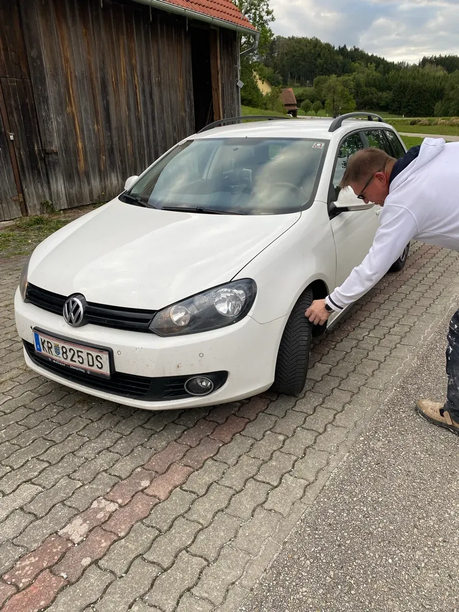 Volkswagen Golf 2013 photo 2