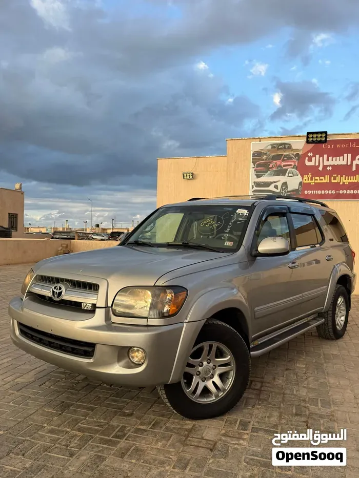 Toyota Sequoia 2006 photo 2