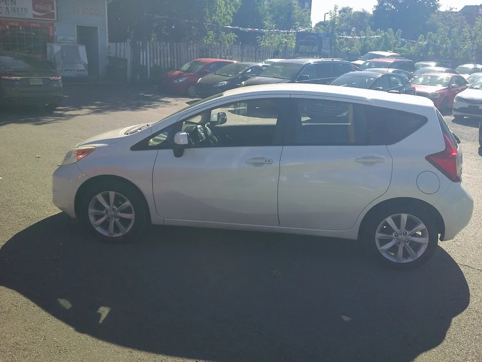 Nissan Versa Note 2014 photo 4