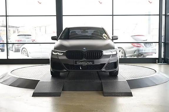 BMW 530E 2022 photo 3
