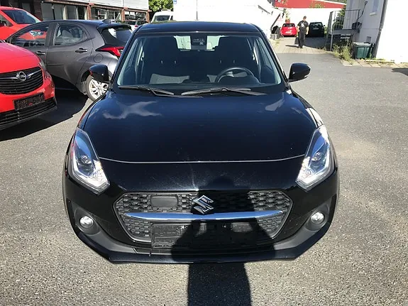 Suzuki Swift 2022 photo 3