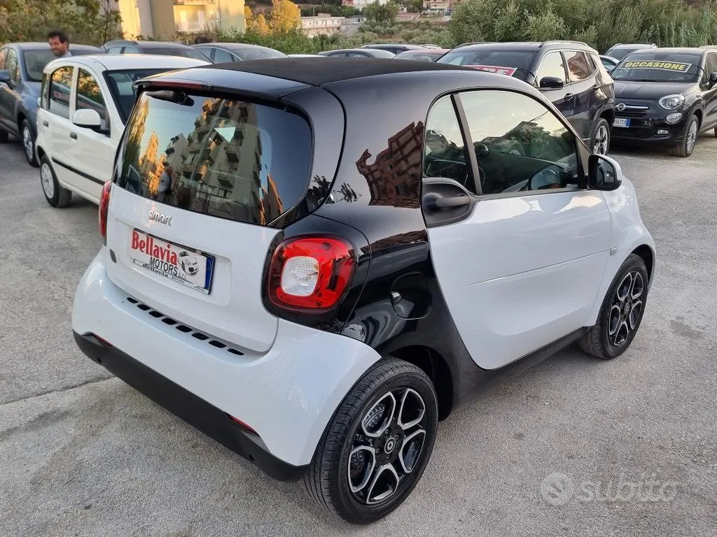 Smart Fortwo 2018 photo 5