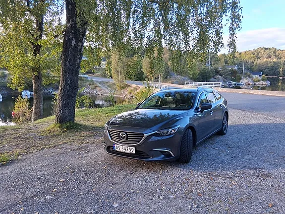 Mazda 6