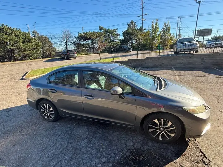 Honda Civic 2013 photo 4
