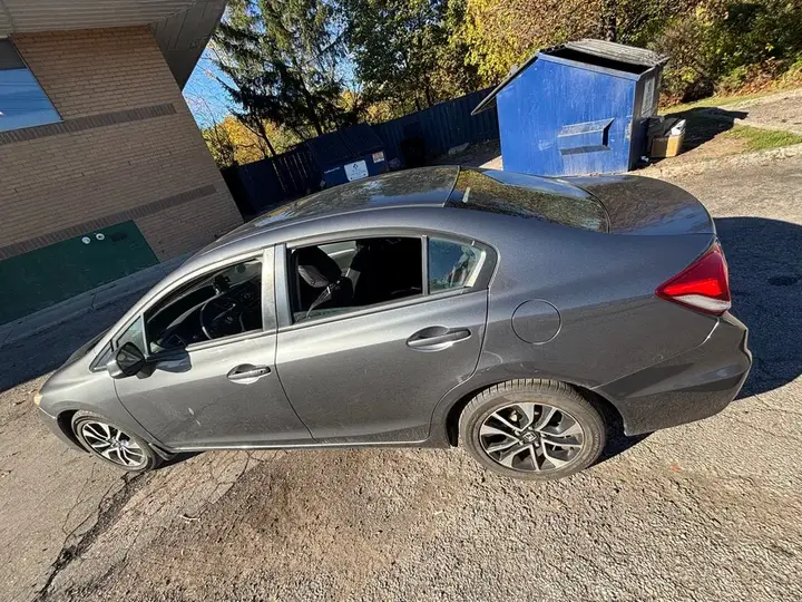 Honda Civic 2013 photo 3