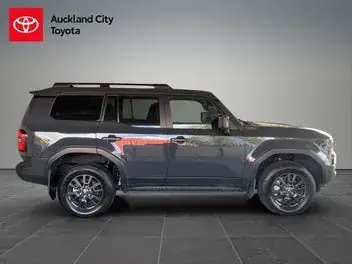 Toyota Land Cruiser Prado 2025 photo 3