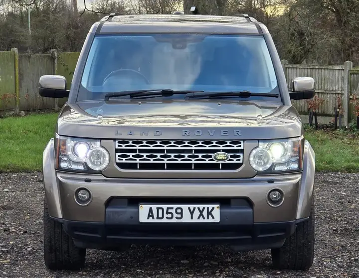 Land Rover Discovery 4 2010 photo 3