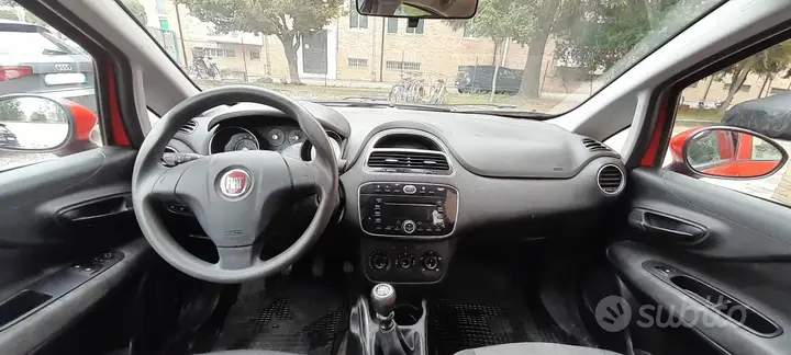 Fiat Grande Punto 2016 photo 5