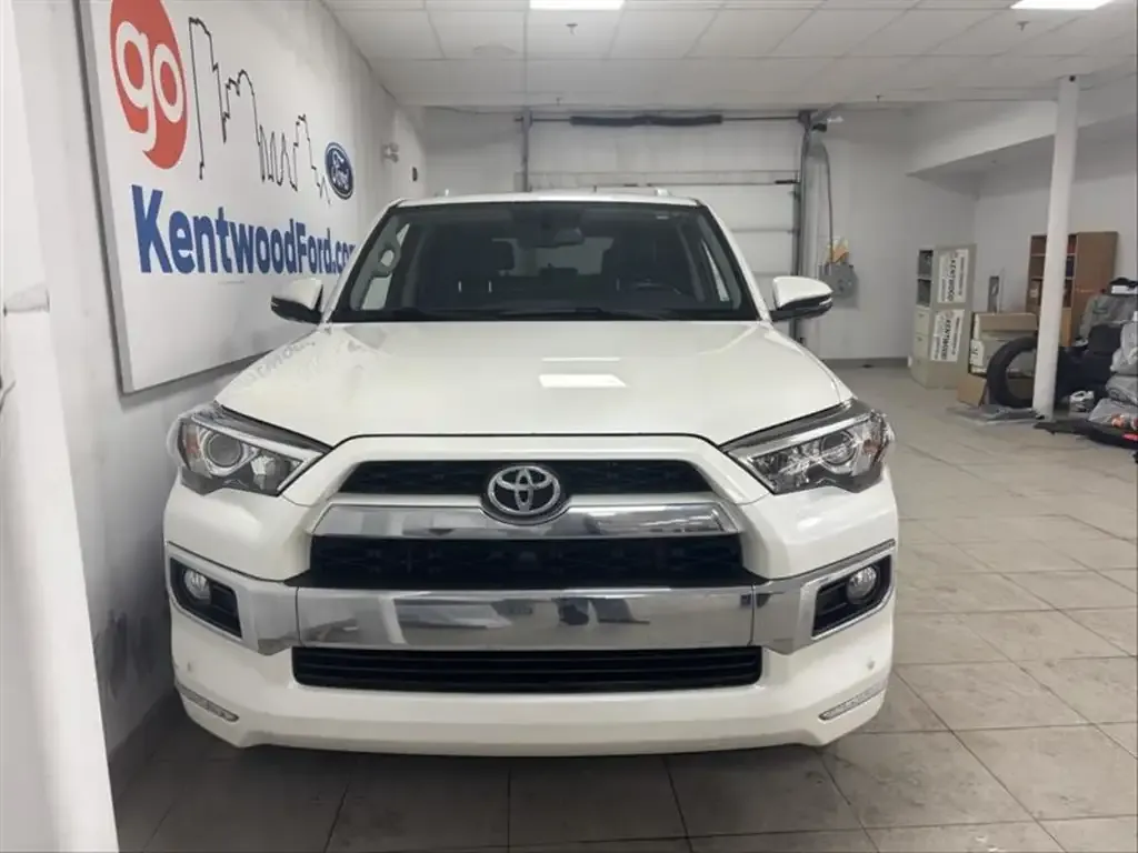Toyota 4Runner 2015 photo 2